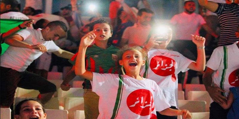 كأس إفريقيا: مصر ترحل مشجعين جزائريين بعد مباراة نصف النهائي